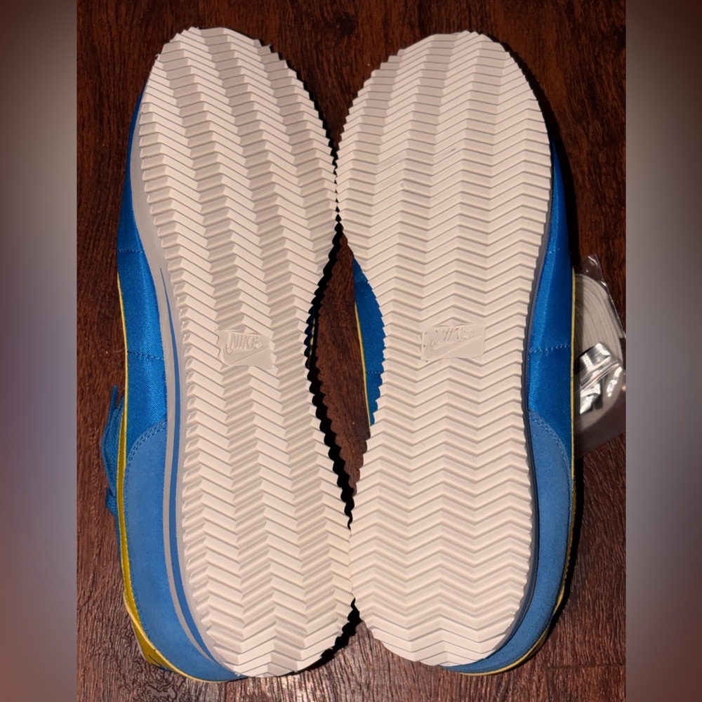 Nike size 13 - Picture 15 of 15